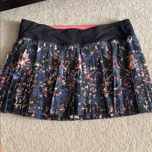 Floral lululemon tennis skirt
